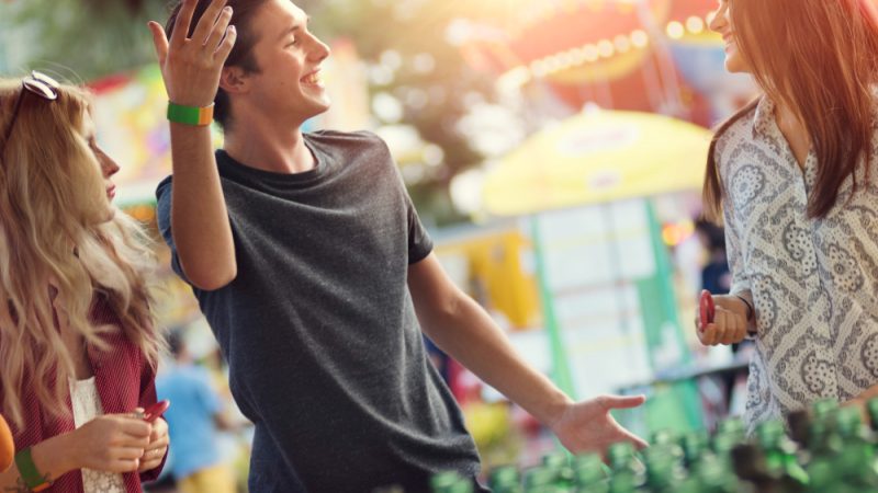 Cum organizezi o vacanță în jurul festivalurilor urbane