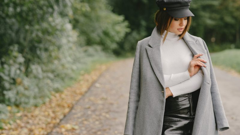 Cum să creezi un look modern cu piese clasice